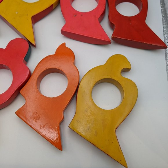 Napkin Rings Set of Eight (8) Tropical Bird Theme Decor - Picture 7 of 10